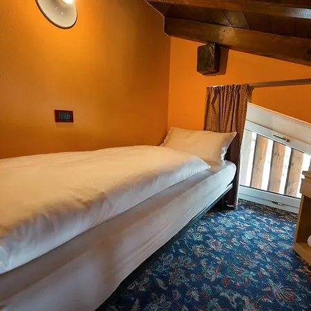 Astra Hotel